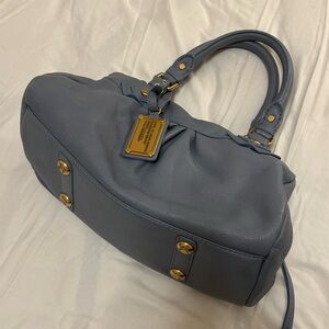 Elegant Gray Leather Handbag